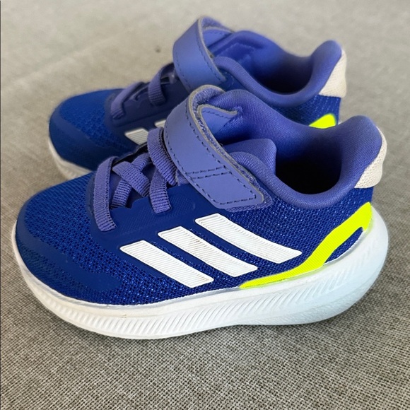 Adidas toddler Runfalcon 5 Blue and White Sneakers with Neon Accents - Picture 2 of 6